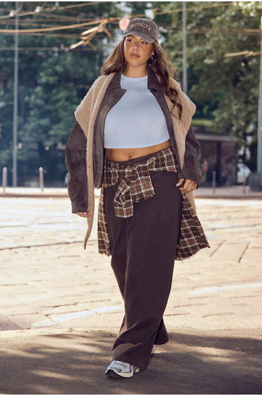 High Waisted Wide Leg Jean - chocolate product thumbnail 2