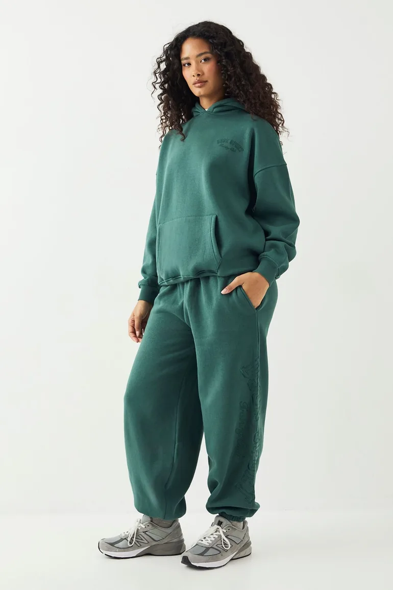 DSGN Studio Sport Training Club Oversized Cuffed Jogger - green