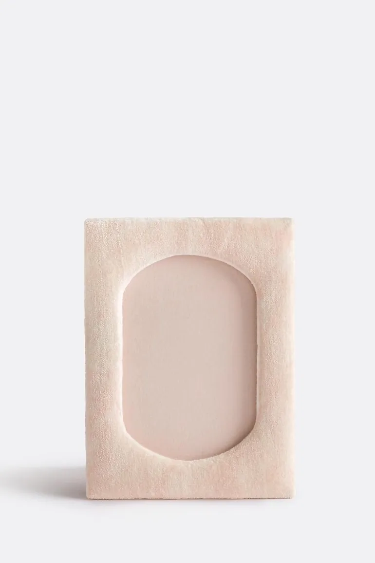 Veluta Velvet Photo Frame