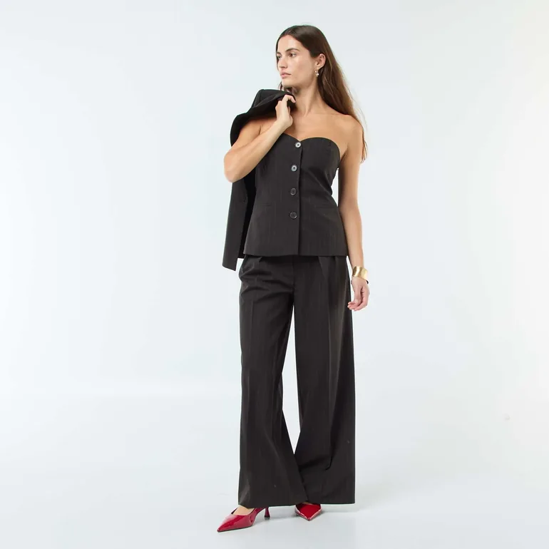 Barista-Style Vest Top Black - 1