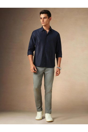 Textured Long Sleeves Button Down Shirt
