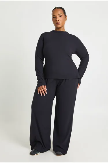 Plus Super Soft Long Sleeve T shirt And Trouser Set - black
