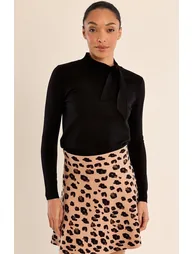 Long Sleeve Jumper with Tie-Up Collar - 1