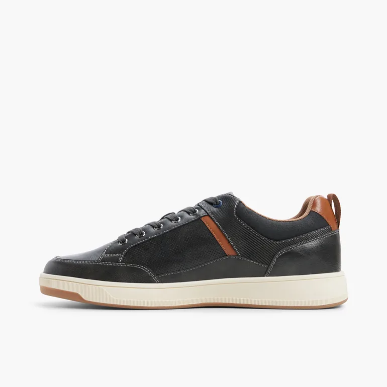 حذاء رياضي برباط - 2