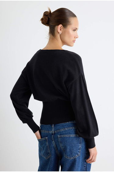 Wardrobe Essentials Black Waist-Situated Bluzan Soft Knitwear Sweater product thumbnail 4