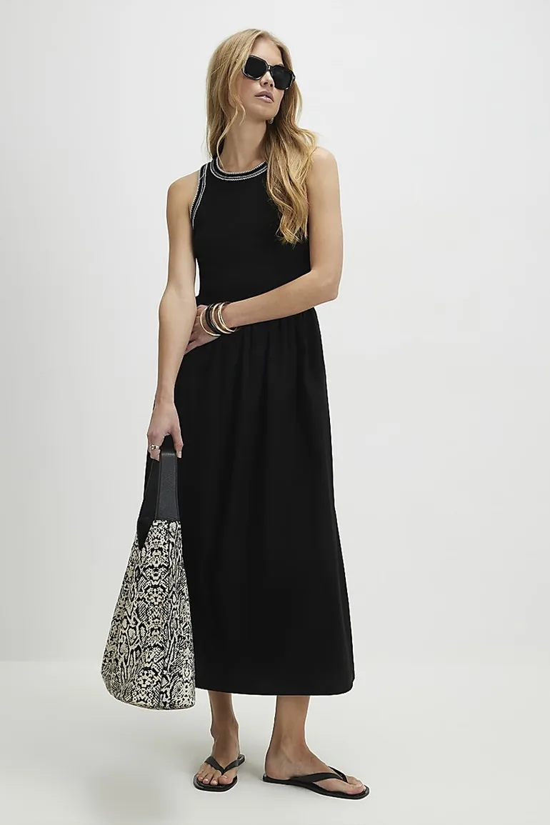 Black Sleeveless Whipstitch Maxi Dress
