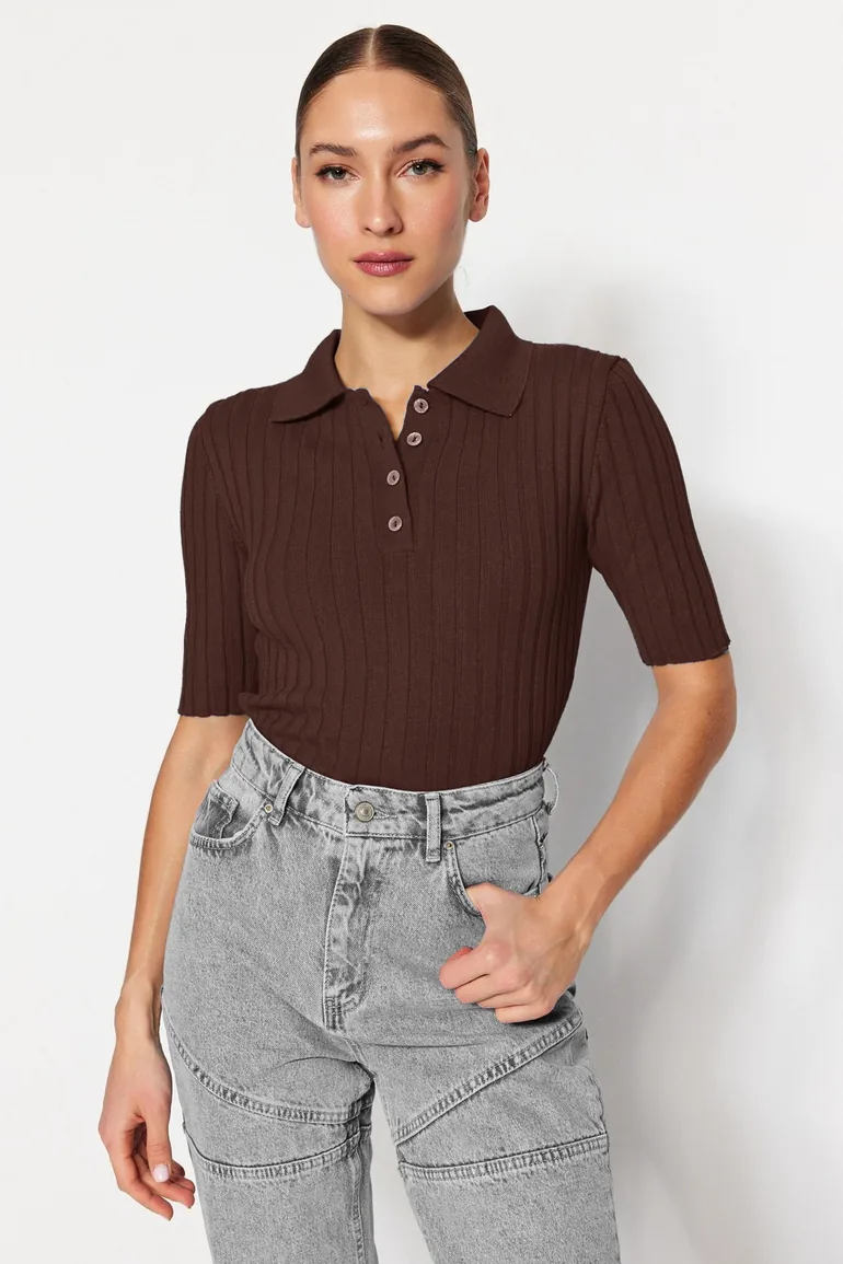 Brown Basic Polo Neck T-Shirt Look Knitted Thin Blouse - 3