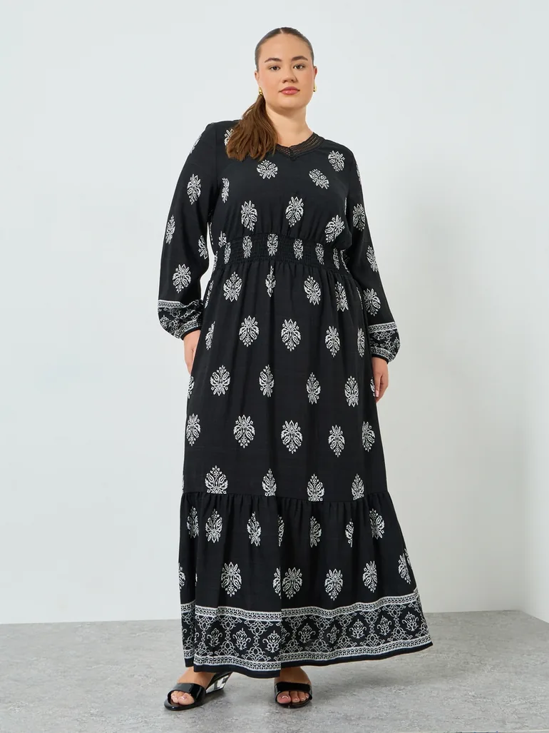 Plus Size Black Printed A-Line Maxi Dress