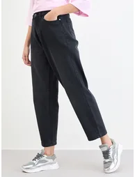 Women Black High Rise Relaxed Fit Jeans - 5