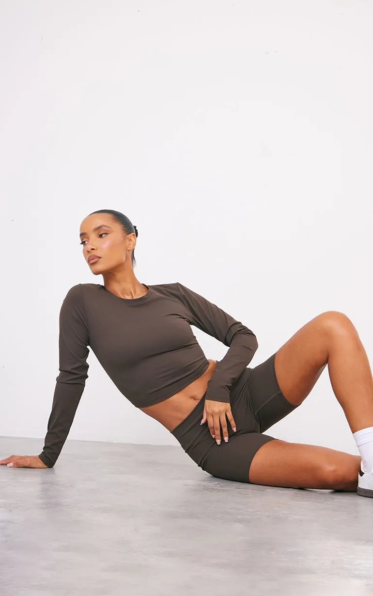 Espresso Sculpt Long Sleeve Crop Gym Top - 5