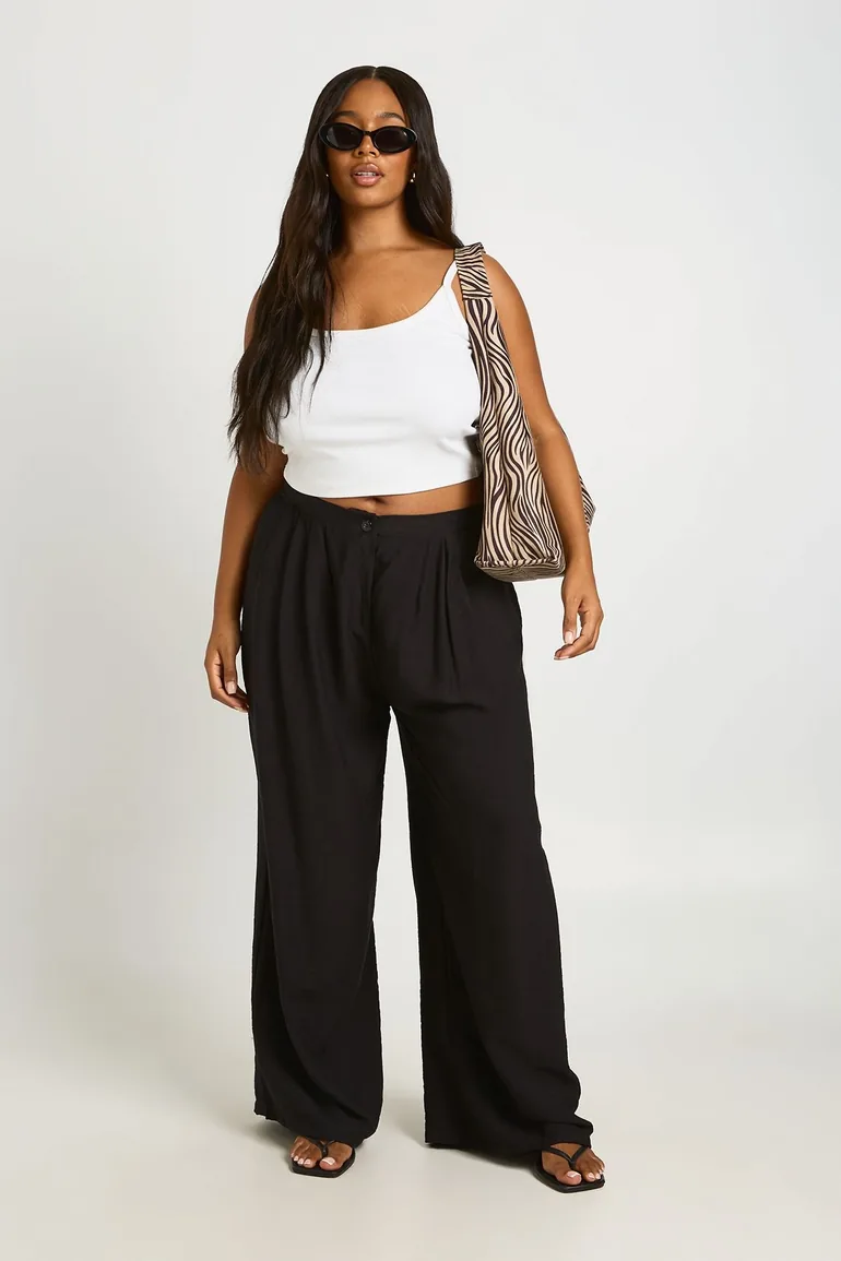 Plus Pleated Wide Leg Trouser - black