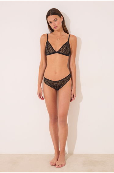 Classic black floral lace panty