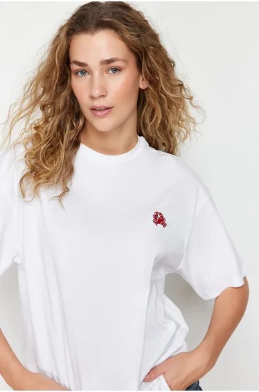 تيشيرت ترينديول أبيض قصير