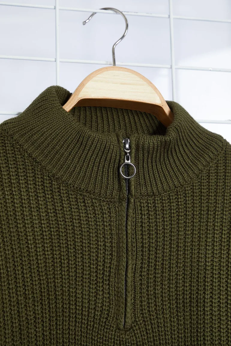 سويتر محبوك سادة بياقة تيرتيل - 4