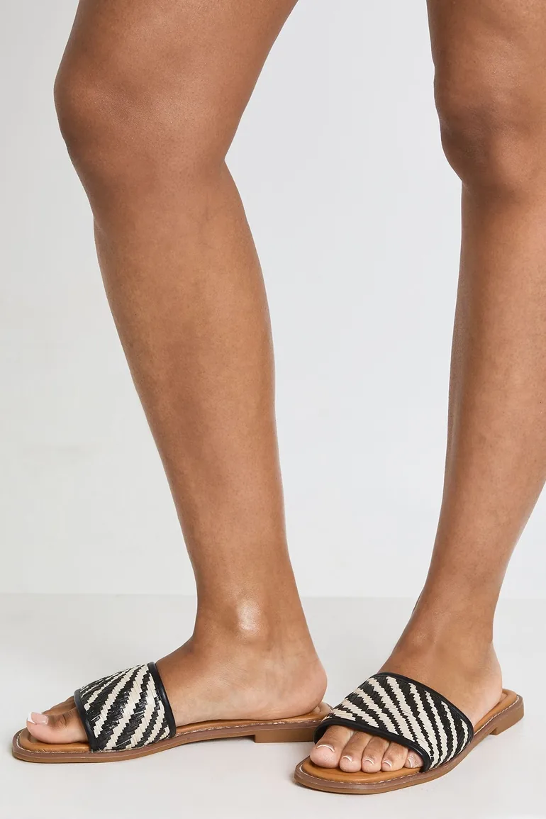 Woven Contrast Strap Sliders - black - 1