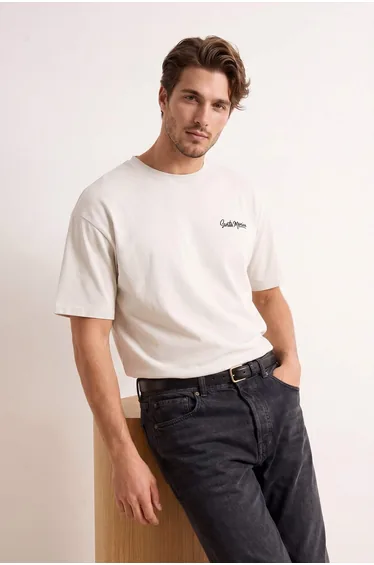 White Oversize/Wide Cut Embroidered Thick T-Shirt