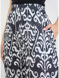 Black and White Printed Open Abaya and Wide Leg Pants Set - 5