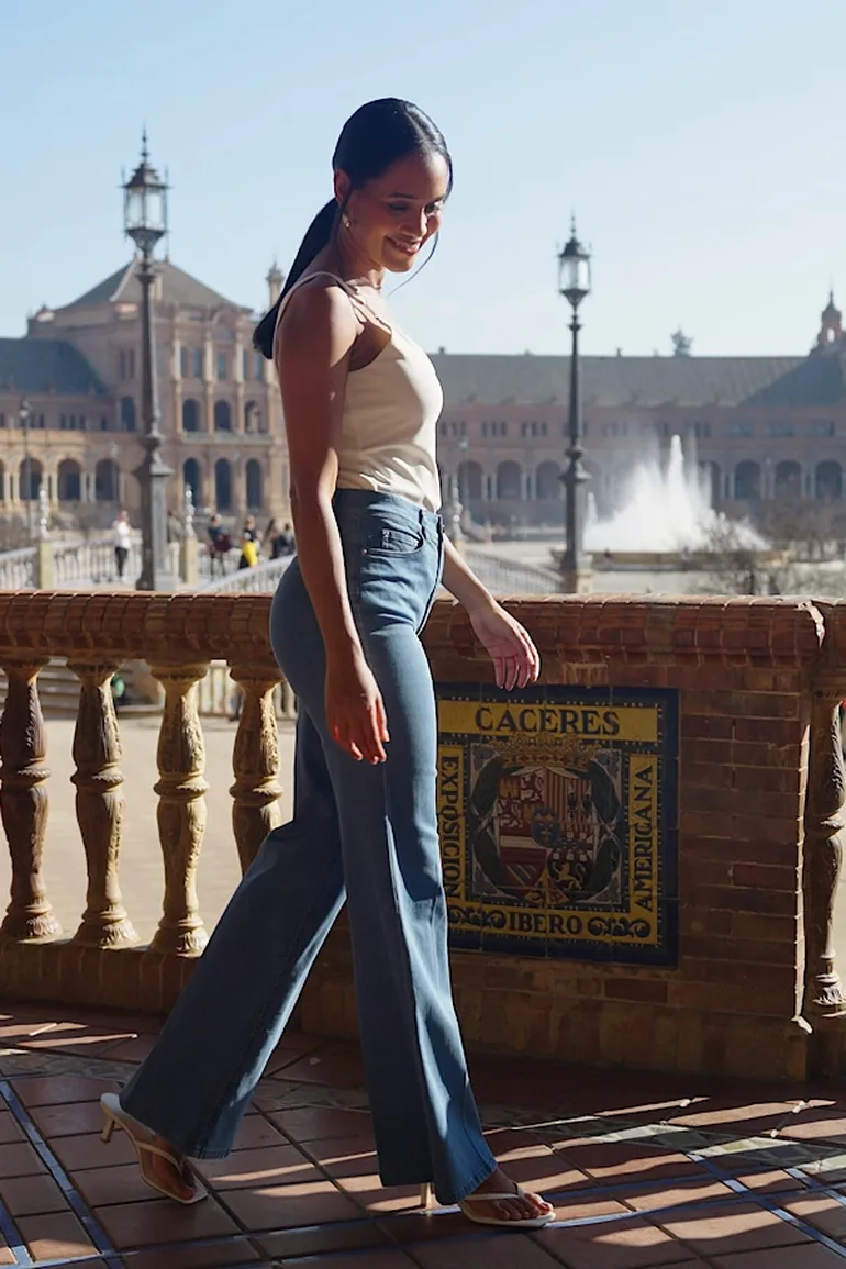 Petite Mid Blue Wide Leg Jeans - 4