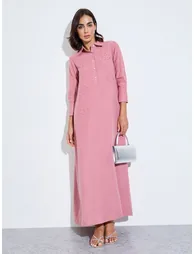 PV slub, collar jalabiya with half placket. 4 crystal buttons on plakcet and 2 (1 each) on sleeve cuff. 3/4th sleeve