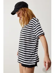 Women's Black Crew Neck Striped Oversize Knitted T-Shirt - 3