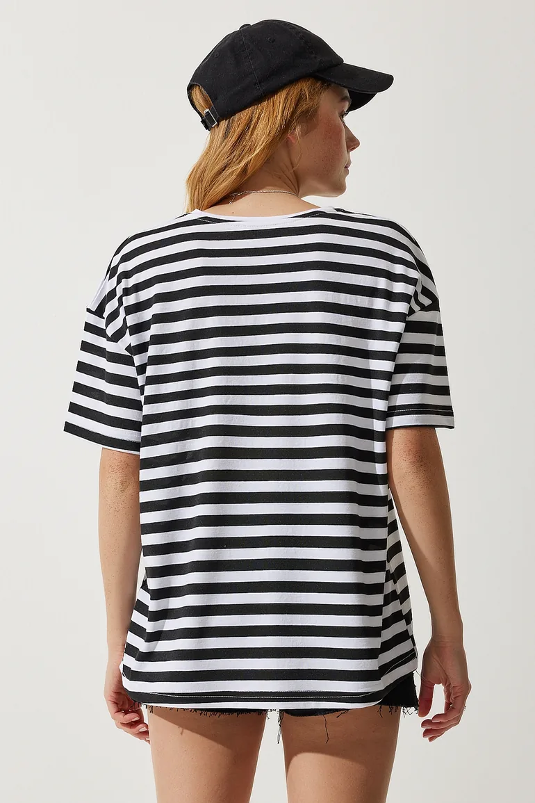 Women's Black Crew Neck Striped Oversize Knitted T-Shirt - 5