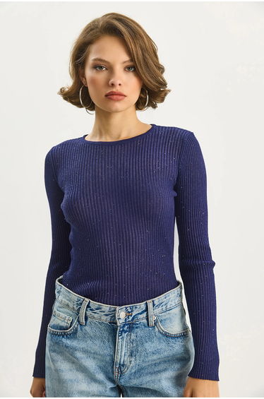 LUCCI Fitted Ribbed Knit Blouse with Sequin Details