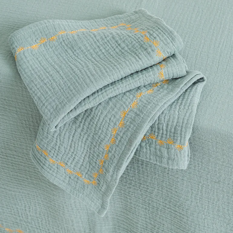 Kumla Tablecloth in Embroidered Cotton Muslin - 4