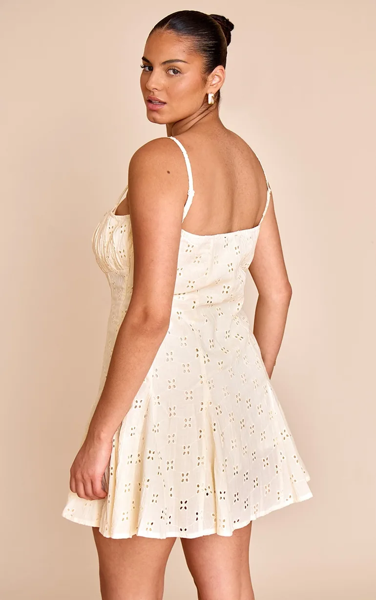 Plus Lemon Broderie Strappy Pleated Shift Dress - 2