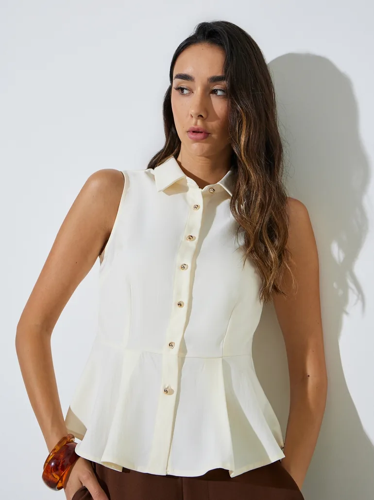 Off White Solid Sleeveless Peplum Top with Collar