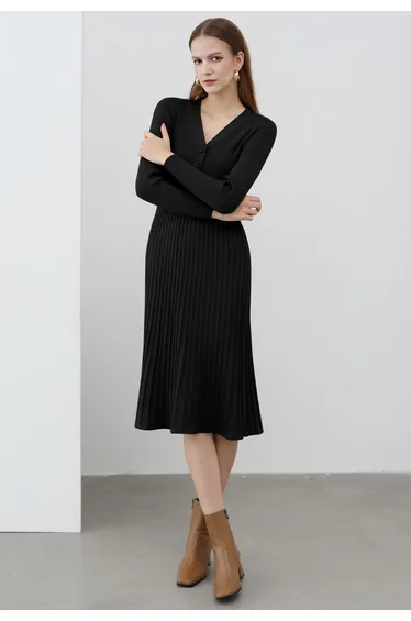 Button Detail Ribbed Knit Dress in Black
