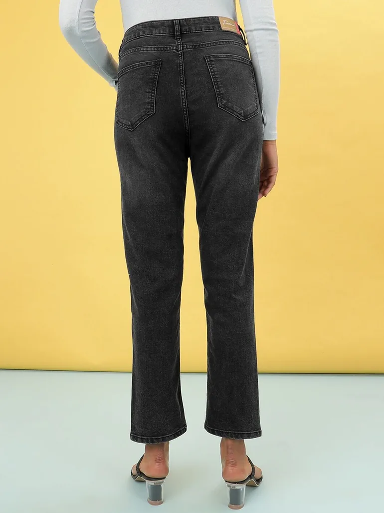 Women Slim Fit Light Distress Jeans - 5