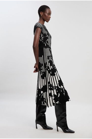 Floral Jacquard Knit Full Skirted Midi Dress