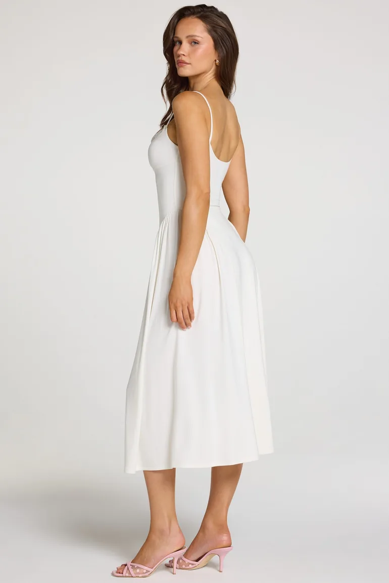 lace-trim midaxi dress in white Sorelle Modal Lace-Trim Midaxi Dress in Ivory