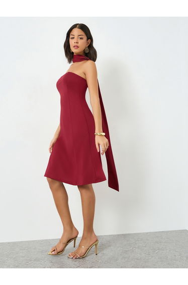 Red Bandeau Knee Length Dress with Neck Scarf