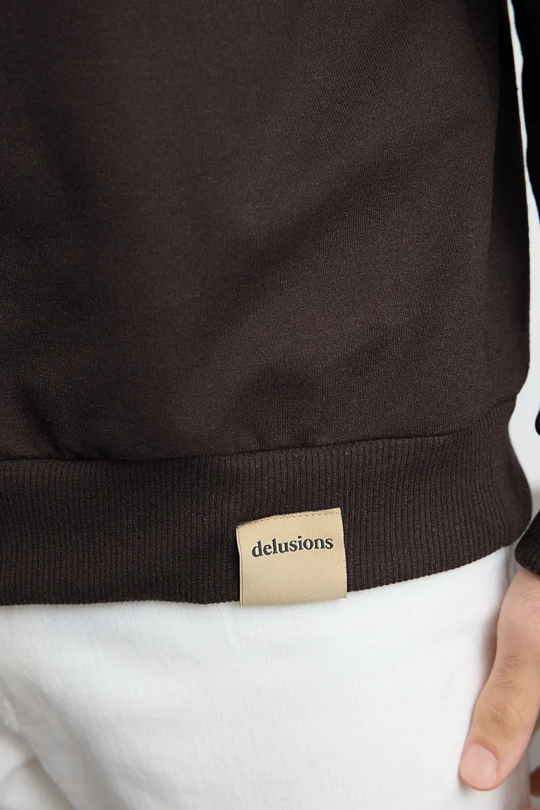 Brown oversize/wide cut stand-up collar zippered labeled fleece-lined sweatshirt - 3