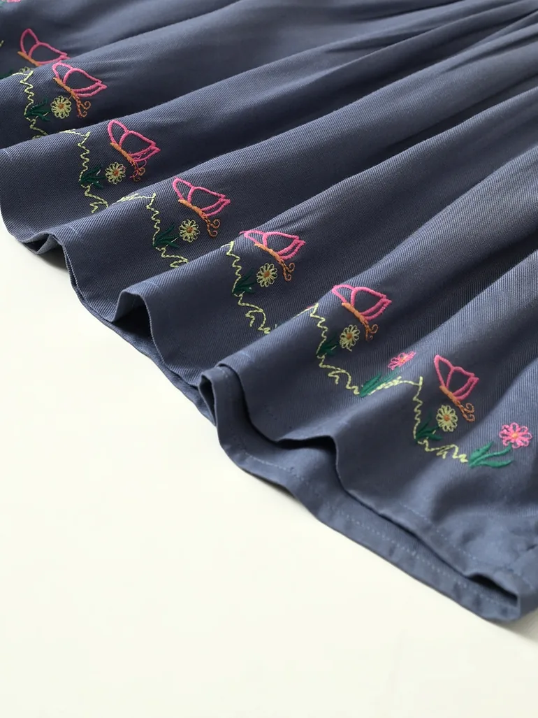 Embroidered Mandarin Collar Knee-Length Dress - 4
