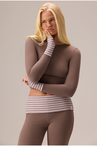 Plush Jersey Long-Sleeve Top in Chestnut product thumbnail 4