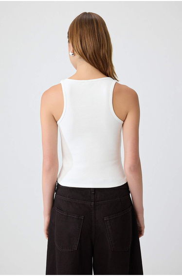 Ecru Plain Fitted Pool Collar Accessory Detailed Sleeveless Soft Knitted Blouse product thumbnail 4