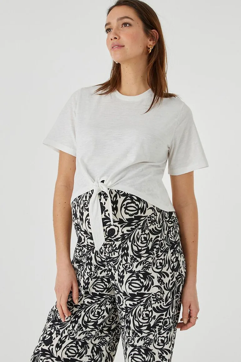Tie-Front Maternity T-Shirt in Cotton with Crew Neck