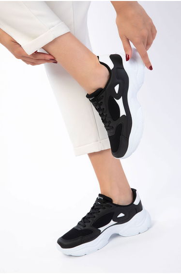 Black and White Women's Sneaker 18147