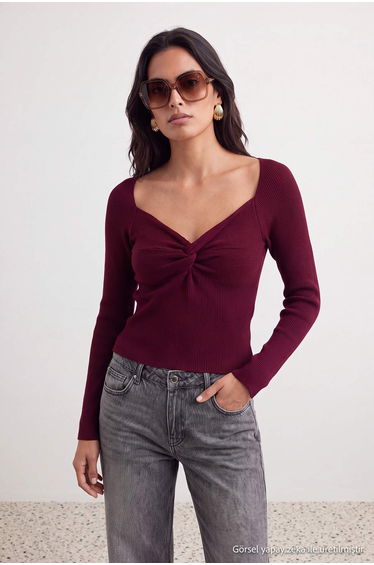 Burgundy Premium Yarn/Special Yarn Knitwear Sweater product thumbnail 2