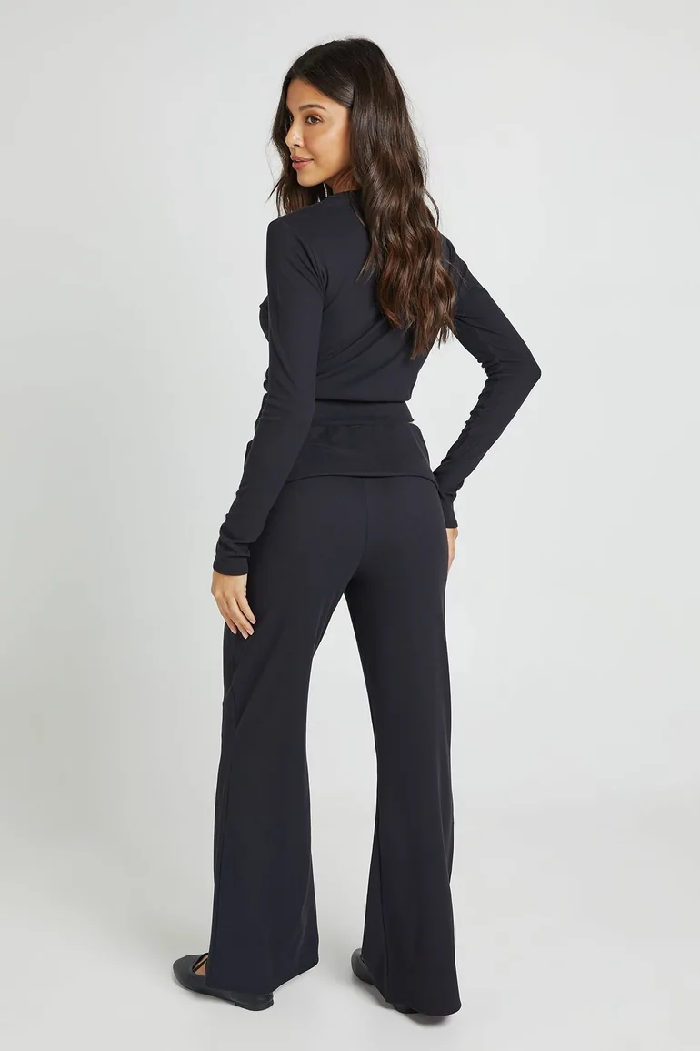 Ultra Soft Deep Hem Top and Flare Coord - black - 2