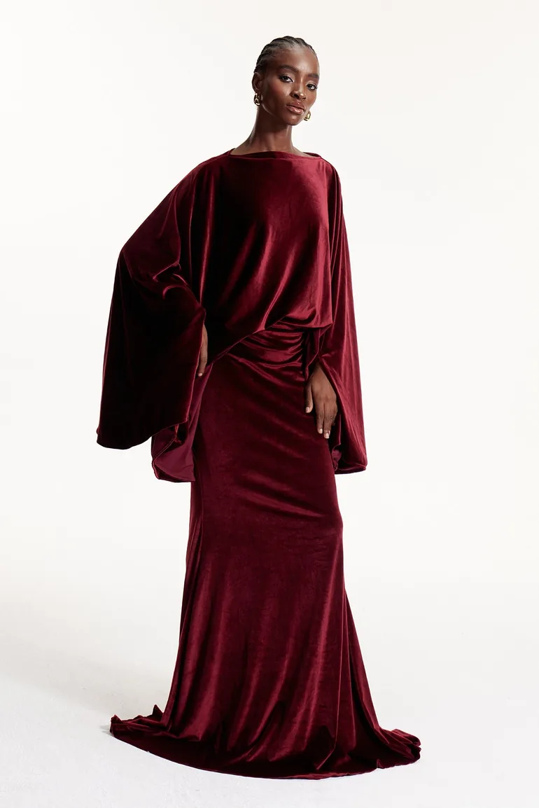 Dixon Cape Sleeve Ruch Velvet Skirt Set In Wine - 2