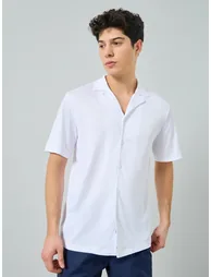 Men White Notched Collar Short Sleeve Shirt - 2
