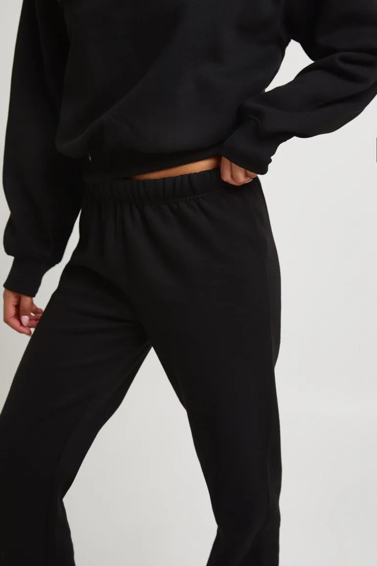 Low Rise Slim Straight Jogger - black - 3