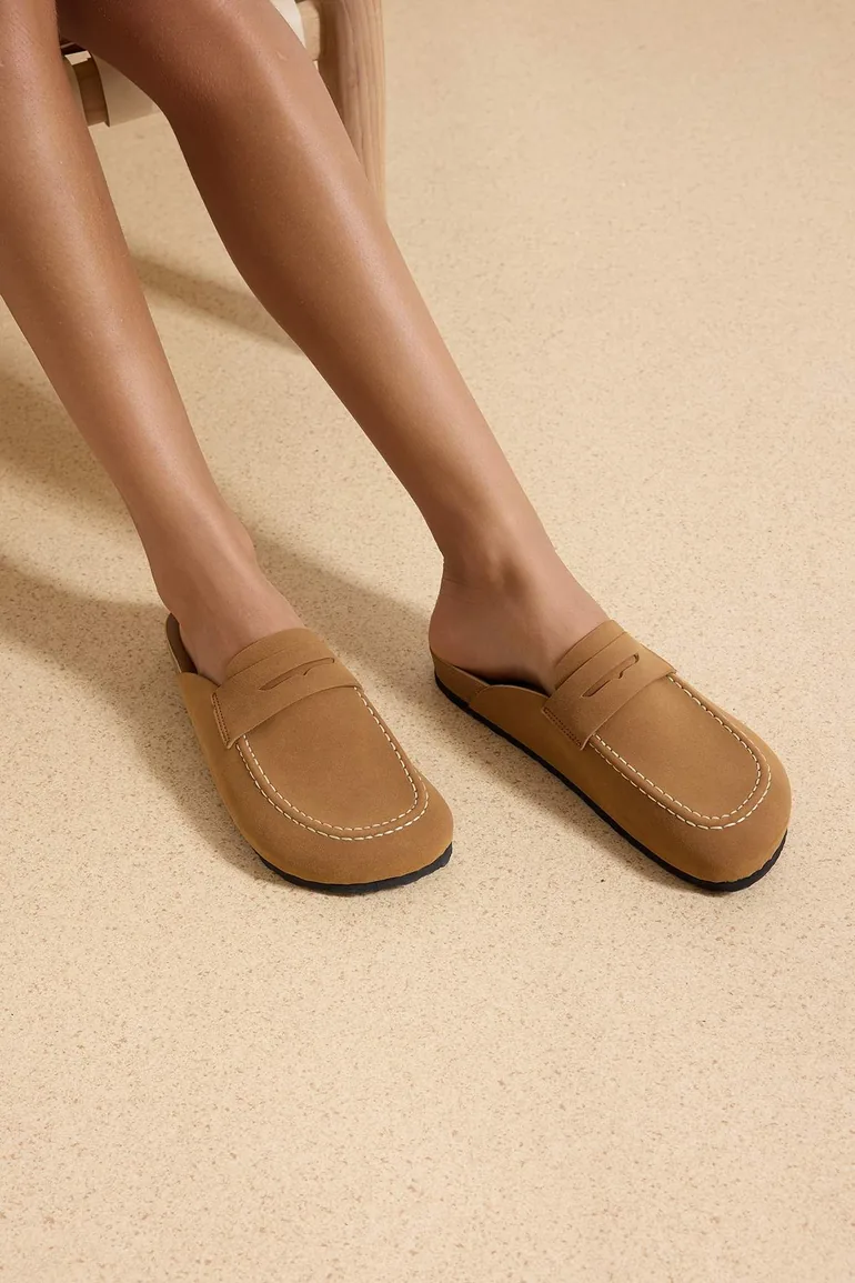Light Brown Women's Sabo Slippers - 1
