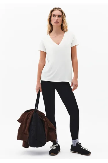 V Neck T-Shirt - ICE MILK