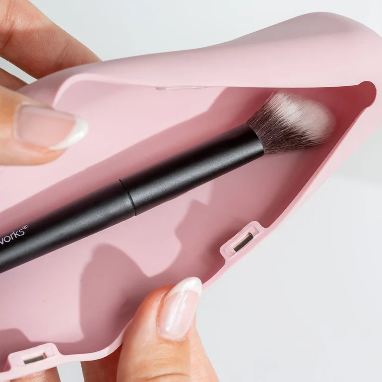 Brushworks Silicone Makeup Brush Shield