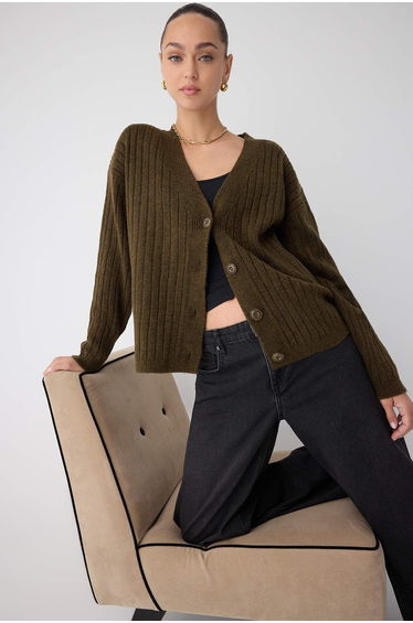 Khaki Soft Textured Basic Wide Pattern Knitwear Cardigan