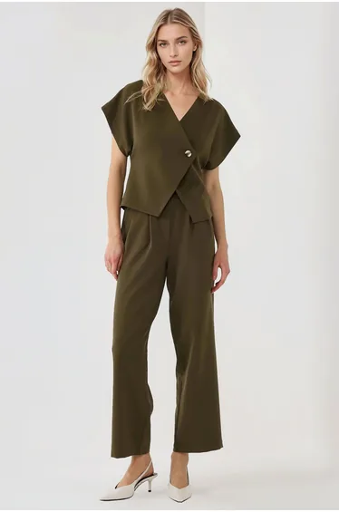 Fitted V-Neck Waistcoat